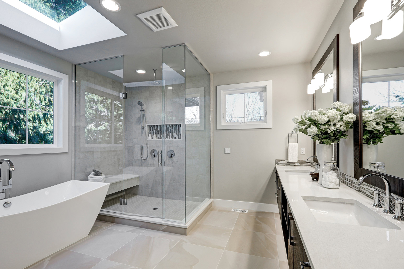 Glasdusche München – Duschkabine nach Maß vom Glaser Rahmenlose Glasdusche nach Maß in München in modernem Badezimmer